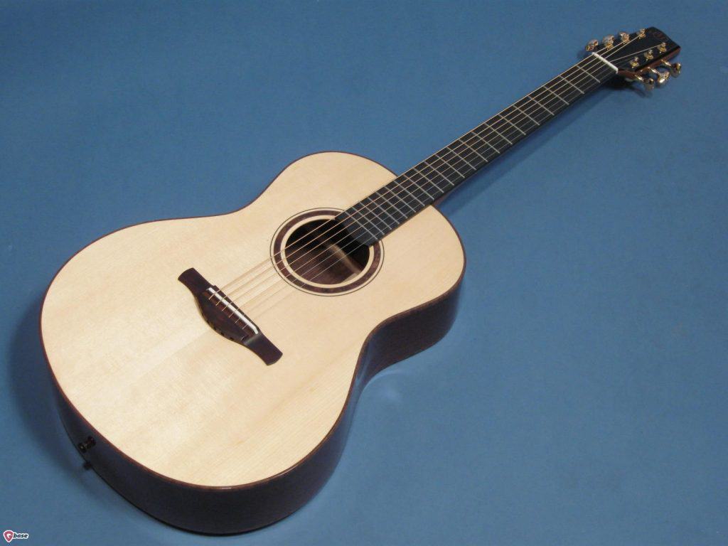 east indian rosewood / adirondack spruce OM acoustic guitar